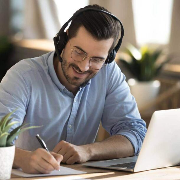 Data Analysis with Pandas & NumPy